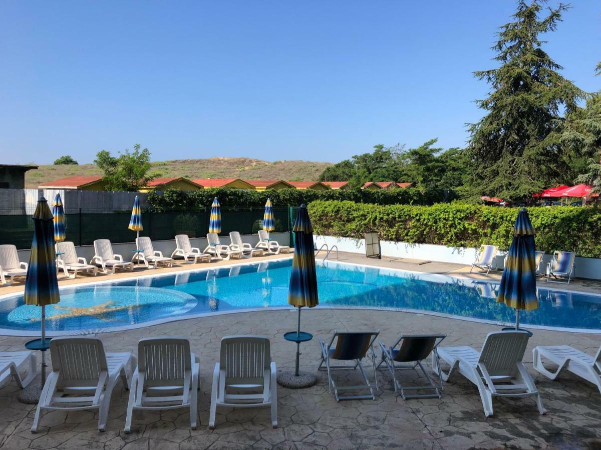 Vp Kristal Beach ネセバル エクステリア 写真